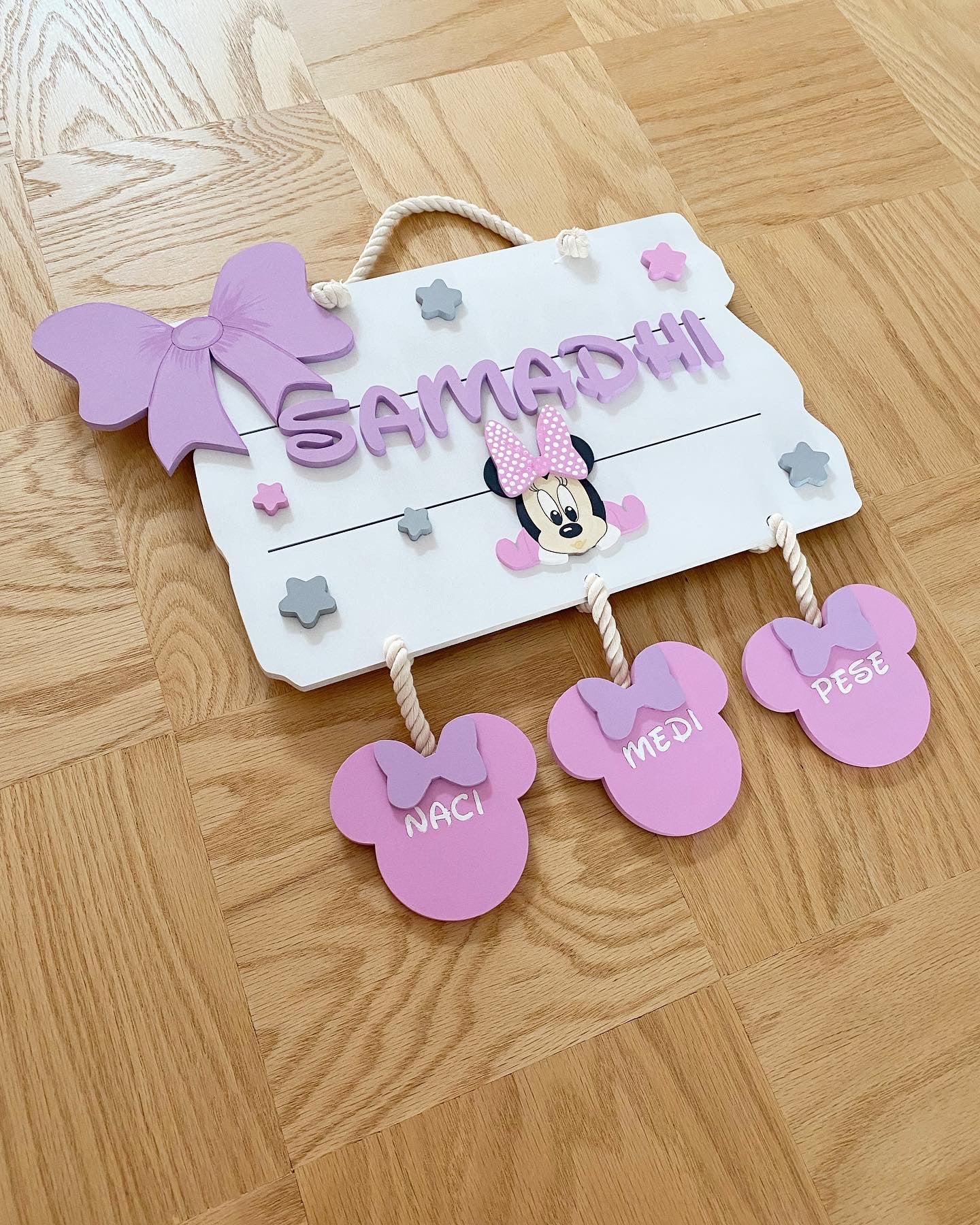 Letrero de Minnie Mouse